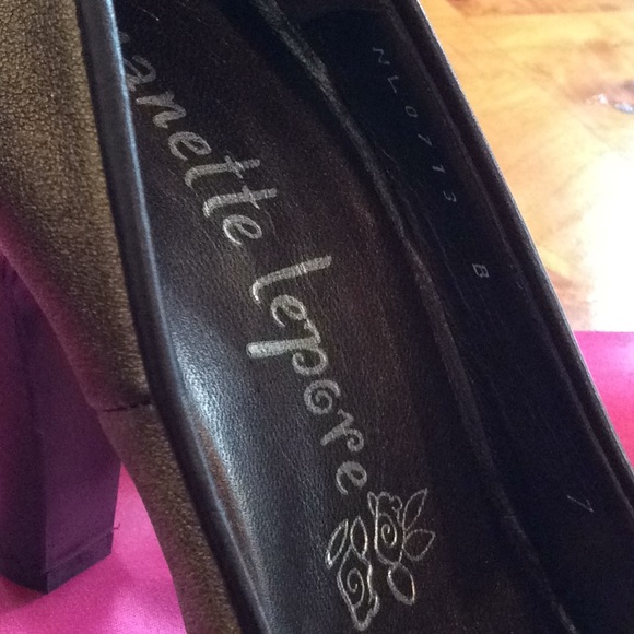 Nanette Lepore “Provocativ” bronze pumps - Picture 2 of 13